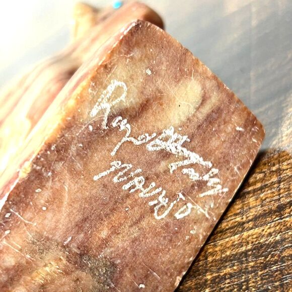 Navajo Bison Buffalo Carved Alabaster Stone Sculpture Artist Signed Todacheeny - Picture 6 of 7